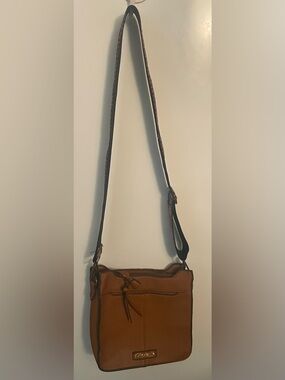 The Pioneer Woman Josie Medium Brown Crossbody Bag
